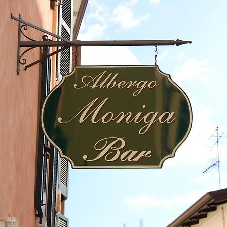 Hotel Moniga Дезенцано-дель-Гарда Экстерьер фото